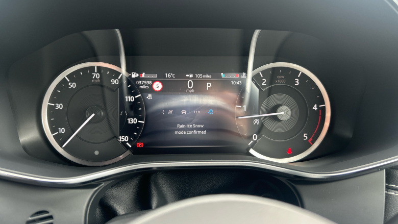 Jaguar F-Pace 2.0 D200 R-Dynamic SE 5dr Auto AWD Diesel Estate